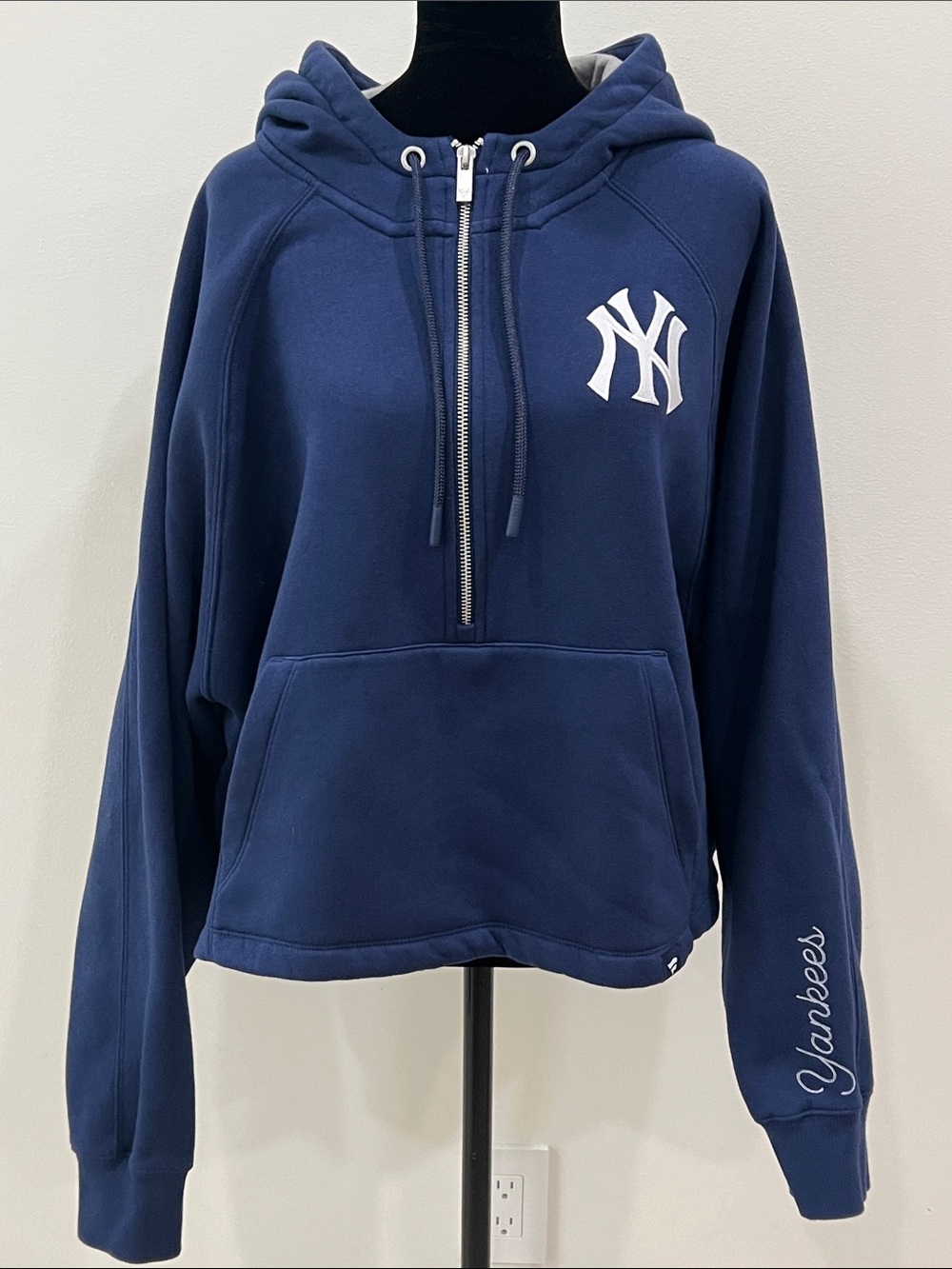 Fanatics New York Yankees half-zip cropped hoodie - navy
